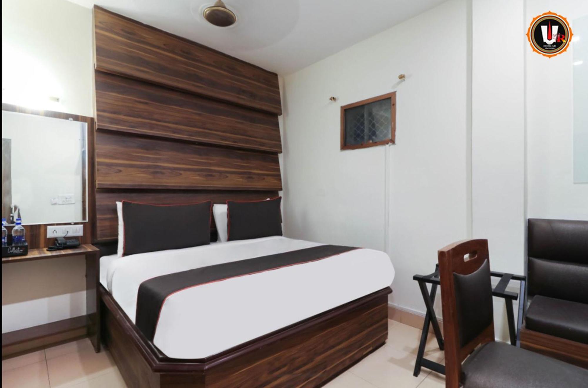 Hotel Ur Prayagraj Ngoại thất bức ảnh