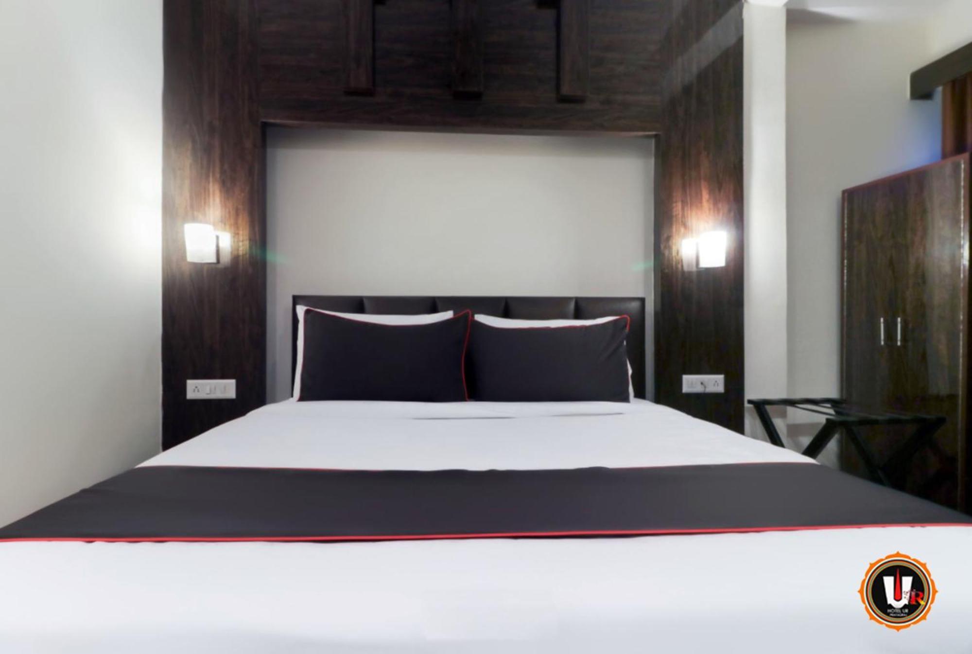 Hotel Ur Prayagraj Ngoại thất bức ảnh